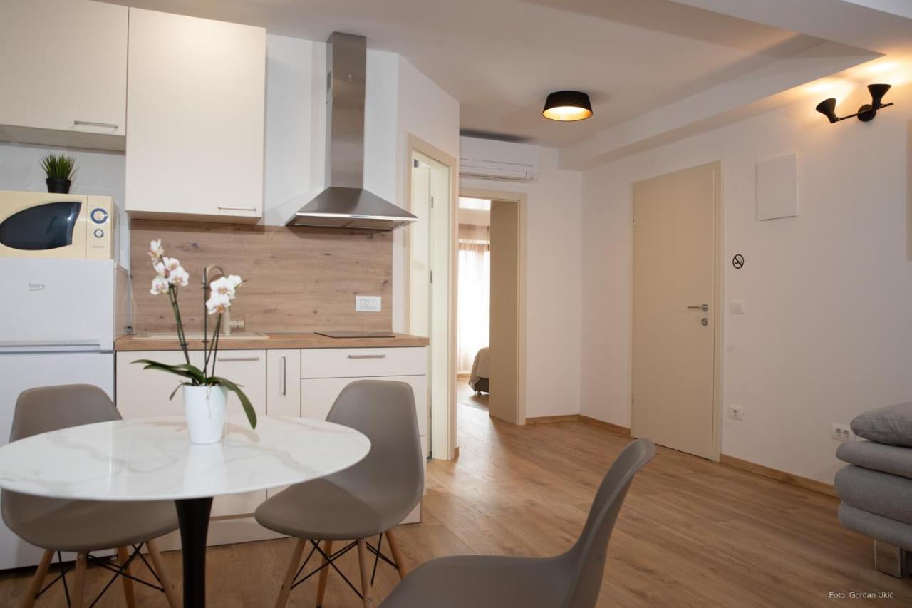 Apartments And Rooms Luan Rovinj Extérieur photo