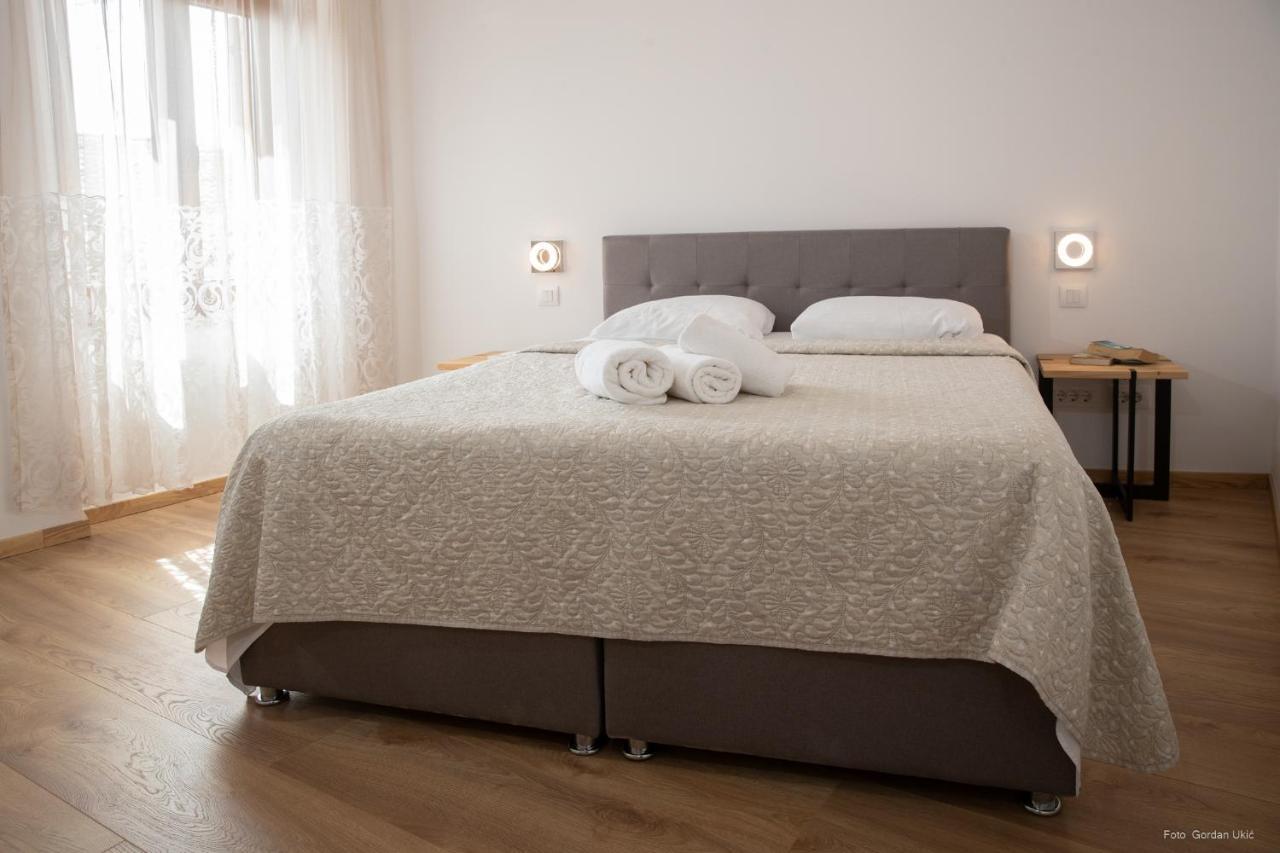 Apartments And Rooms Luan Rovinj Extérieur photo